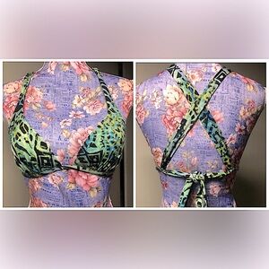 A. Che’s padded multi-wear animal leopard cheetah print bikini top in teal. XS